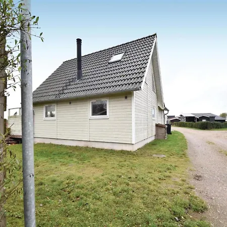 Three-bedroom Holiday In Brenderup Fyn * Vedelshave
