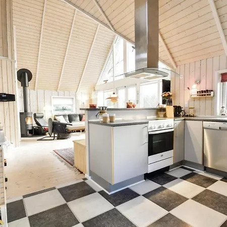 Holiday home Three-bedroom Holiday In Brenderup Fyn Vedelshave