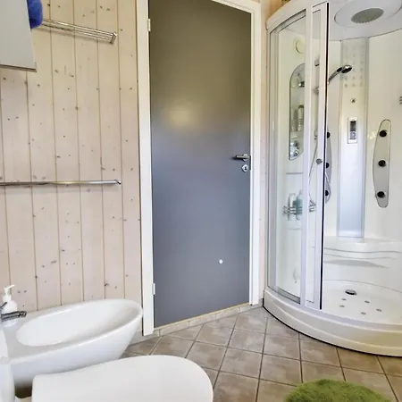 Tatil Evi Three-bedroom Holiday In Brenderup Fyn Vedelshave